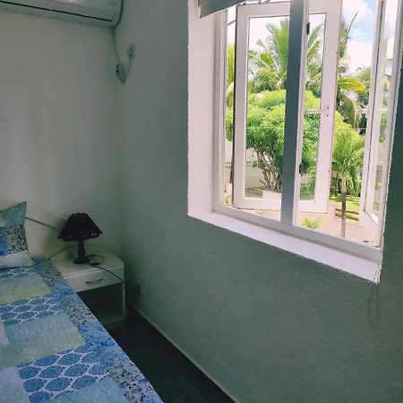 White Sand Cabana Flic en Flac Exterior photo